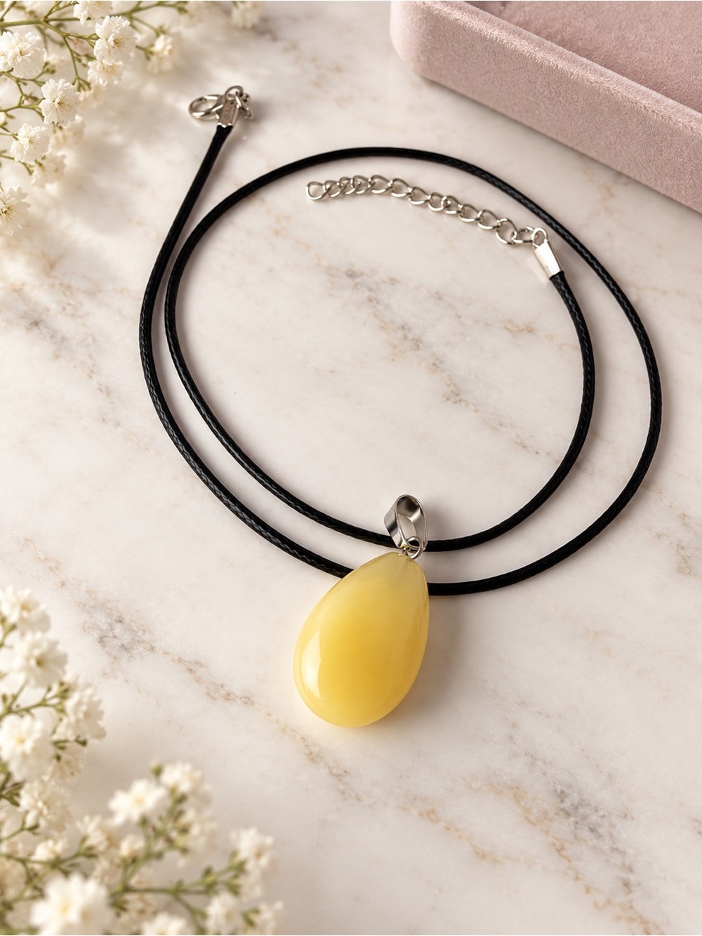 Yellow Teardrop Pendant Necklace - Unbranded